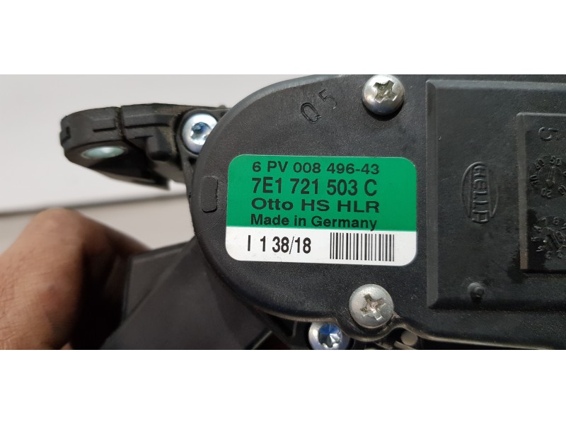 Recambio de pedal acelerador para volkswagen t6 transporter furgón referencia OEM IAM 7E1721503C  