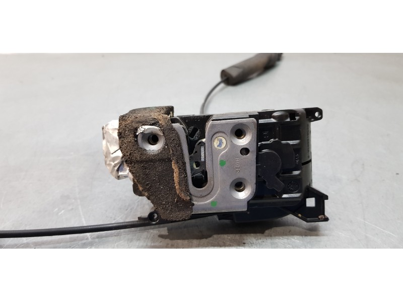 Recambio de cerradura puerta trasera izquierda para renault laguna iii expression referencia OEM IAM 825010003R   Recambio de cerradura puerta trasera izquierda para renault laguna iii expression referencia OEM IAM 825010003R