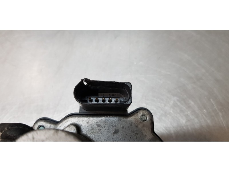 Recambio de colector admision para audi a5 coupe (8t) 2.7 tdi referencia OEM IAM 059129086L  