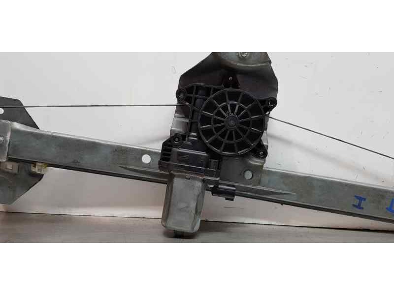 Recambio de elevalunas trasero izquierdo para dacia lodgy laureate referencia OEM IAM 827217782R   Recambio de elevalunas trasero izquierdo para dacia lodgy laureate referencia OEM IAM 827217782R