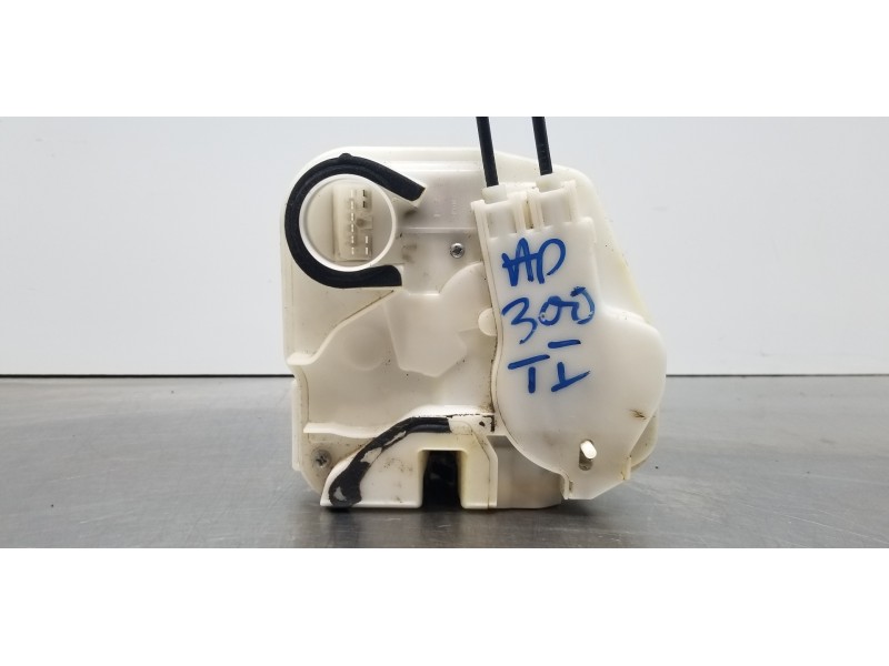 Recambio de cerradura puerta trasera izquierda para mitsubishi asx (ga0w) challenge 2wd referencia OEM IAM 5745A345  