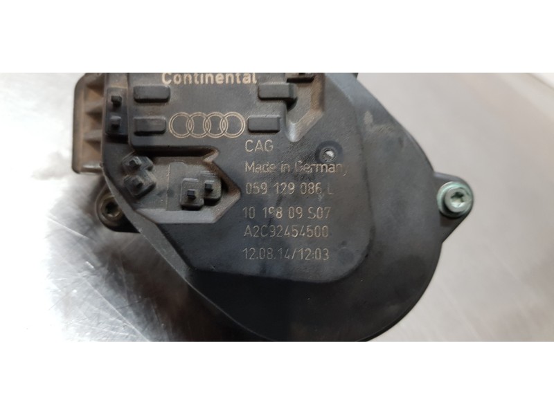 Recambio de colector admision para audi a5 coupe (8t) 2.7 tdi referencia OEM IAM 059129086L  