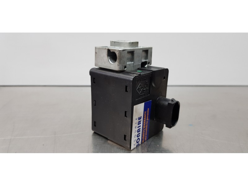 Recambio de antirrobo para renault megane ii berlina 3p confort authentique referencia OEM IAM 8200033233  