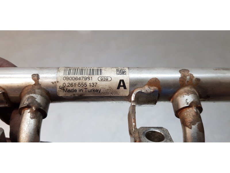 Recambio de rampa inyectora para ford fiesta (ccn) trend referencia OEM IAM DM5G9H487AA  