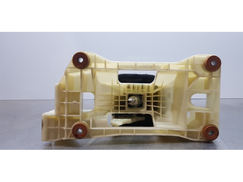 Recambio de palanca cambio para hyundai tucson essence bluedrive 2wd referencia OEM IAM 43700D7250TRB  