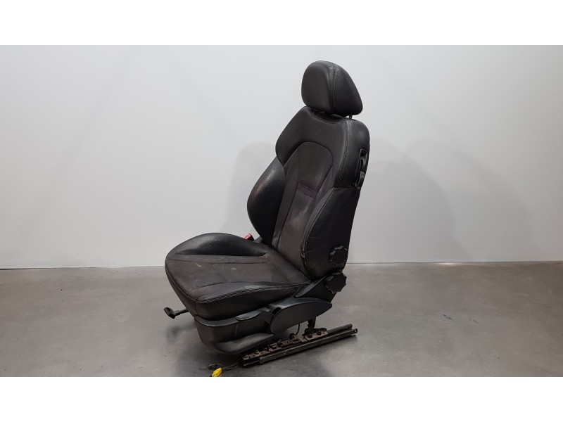 Recambio de juego asientos completo para audi a1 (8x) attraction referencia OEM IAM 6R3881105K 6R3881045AM SLINE
