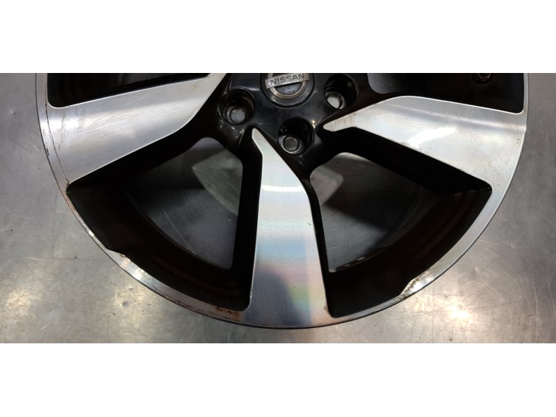 Recambio de llanta para nissan qashqai (j11) visia referencia OEM IAM D0C004EA8A   Recambio de llanta para nissan qashqai (j11) visia referencia OEM IAM D0C004EA8A