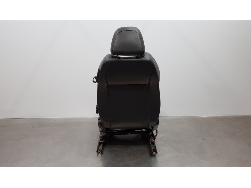 Recambio de juego asientos completo para audi a1 (8x) attraction referencia OEM IAM 6R3881105K 6R3881045AM SLINE