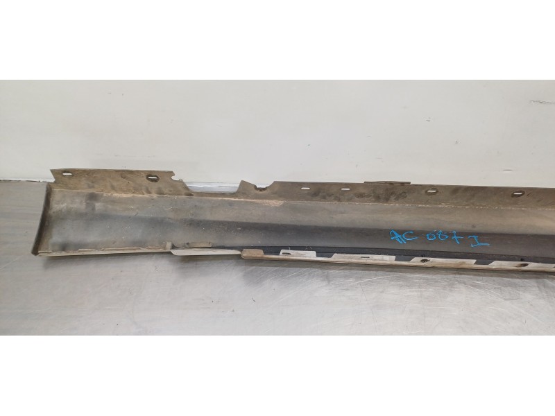 Recambio de faldon lateral para bmw serie 1 berlina (e81/e87) 118d referencia OEM IAM 51778037453   Recambio de faldon lateral para bmw serie 1 berlina (e81/e87) 118d referencia OEM IAM 51778037453