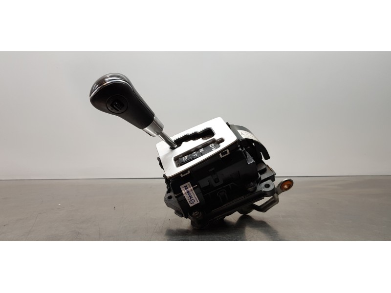 Recambio de palanca cambio para ssangyong rodius xdi limited referencia OEM IAM 3670021D50  