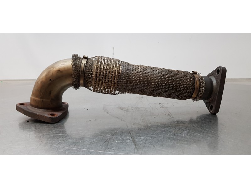 Recambio de tubo para audi a5 coupe (8t) 2.7 tdi referencia OEM IAM 059131790S   Recambio de tubo para audi a5 coupe (8t) 2.7 tdi referencia OEM IAM 059131790S