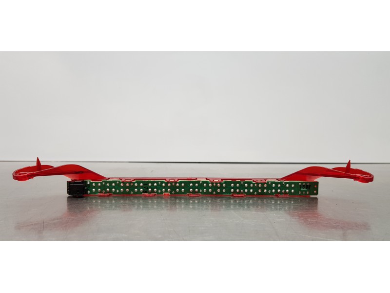 Recambio de luz central de freno para bmw serie 1 berlina (e81/e87) 118d referencia OEM IAM 63256924673   Recambio de luz central de freno para bmw serie 1 berlina (e81/e87) 118d referencia OEM IAM 63256924673