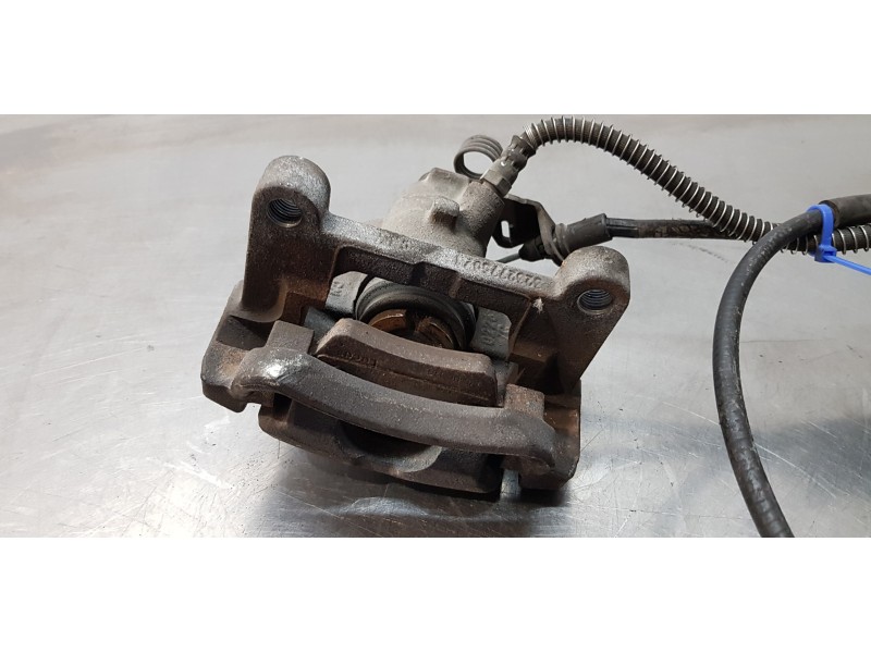 Recambio de pinza freno trasera derecha para fiat talento kombi (296) l1h1 1,0t family (m1) referencia OEM IAM 837013  