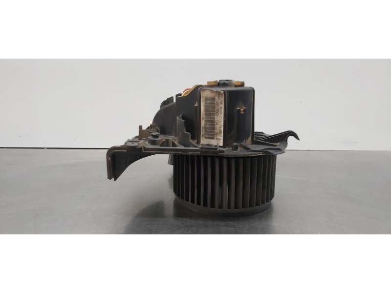 Recambio de motor calefaccion para peugeot expert kasten furg. acristaldo referencia OEM IAM 6441X7 1498378080  Recambio de motor calefaccion para peugeot expert kasten furg. acristaldo referencia OEM IAM 6441X7 1498378080