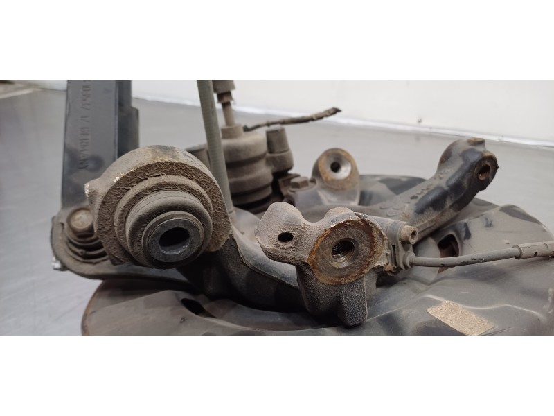 Recambio de mangueta trasera derecha para bmw serie 1 berlina (e81/e87) 118d referencia OEM IAM 31216793924 31216765157  Recambio de mangueta trasera derecha para bmw serie 1 berlina (e81/e87) 118d referencia OEM IAM 31216793924 31216765157