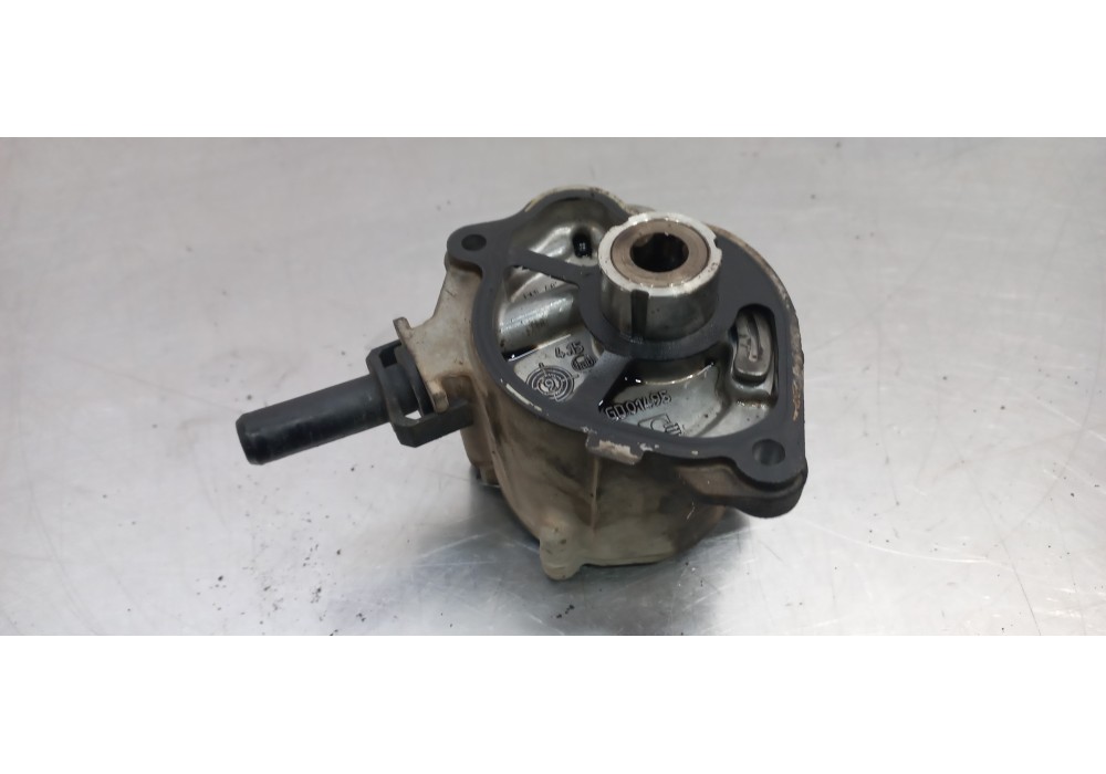Recambio de depresor freno / bomba vacio para mercedes vito kasten (639) 116 cdi effect kompakt (639.601) referencia OEM IAM A65