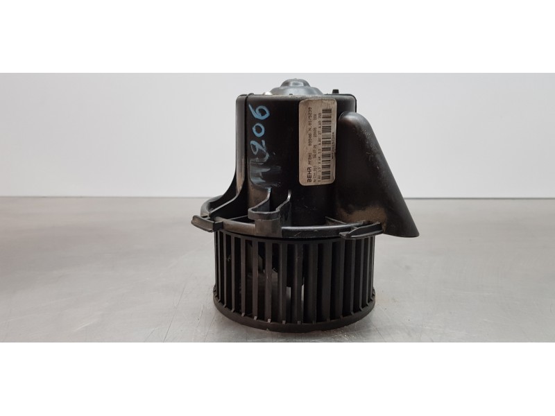 Recambio de motor calefaccion para peugeot 307 berlina (s2) x-line referencia OEM IAM 6441S6   Recambio de motor calefaccion para peugeot 307 berlina (s2) x-line referencia OEM IAM 6441S6