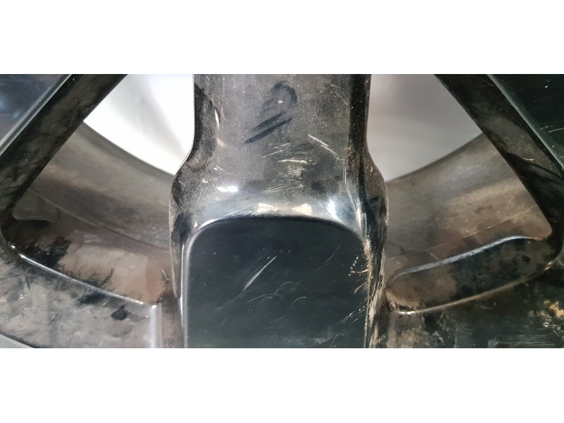 Recambio de llanta para citroen c4 cactus origins referencia OEM IAM 9800494077   Recambio de llanta para citroen c4 cactus origins referencia OEM IAM 9800494077