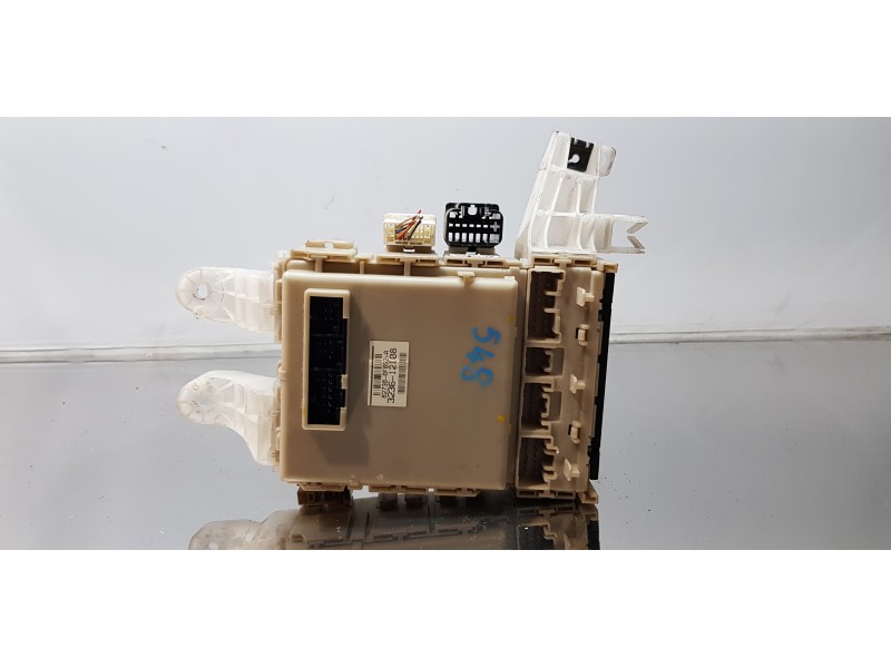 Recambio de caja reles / fusibles para toyota verso comfort referencia OEM IAM 827300F052A   Recambio de caja reles / fusibles para toyota verso comfort referencia OEM IAM 827300F052A