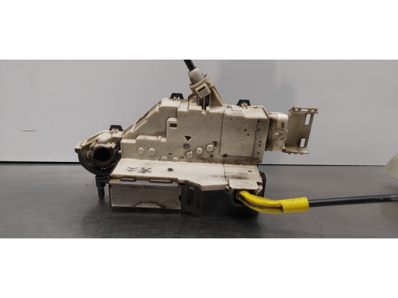 Recambio de cerradura puerta trasera derecha para citroen jumpy hdi 120 atlante l combi referencia OEM IAM 9681336180   Recambio de cerradura puerta trasera derecha para citroen jumpy hdi 120 atlante l combi referencia OEM IAM 9681336180