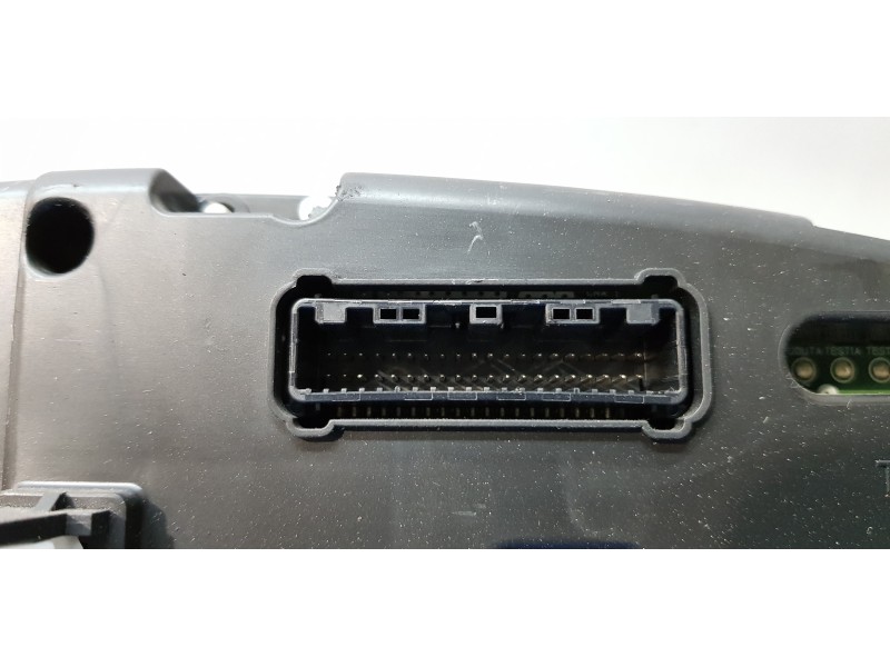 Recambio de cuadro instrumentos para toyota verso comfort referencia OEM IAM 838000F070  