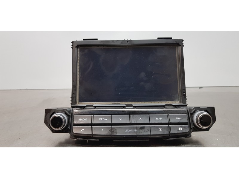 Recambio de pantalla multifuncion para hyundai tucson essence bluedrive 2wd referencia OEM IAM 96560D70004X  