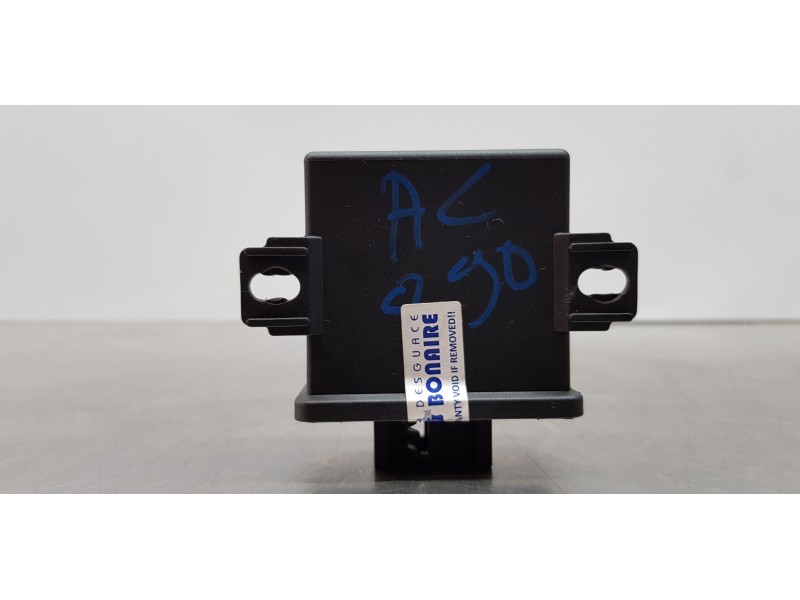 Recambio de centralita luces para mercedes clase cls (w219) 350 cgi (219.357) referencia OEM IAM A2118703126  