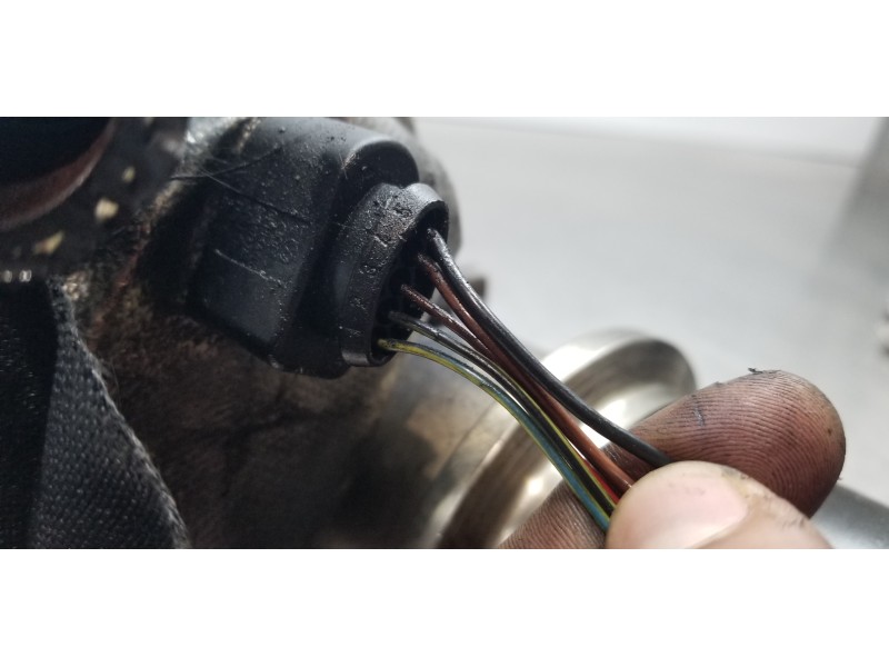 Recambio de enfriador egr para seat leon st (5f8) reference referencia OEM IAM 04L131512D A2C53420794  Recambio de enfriador egr para seat leon st (5f8) reference referencia OEM IAM 04L131512D A2C53420794