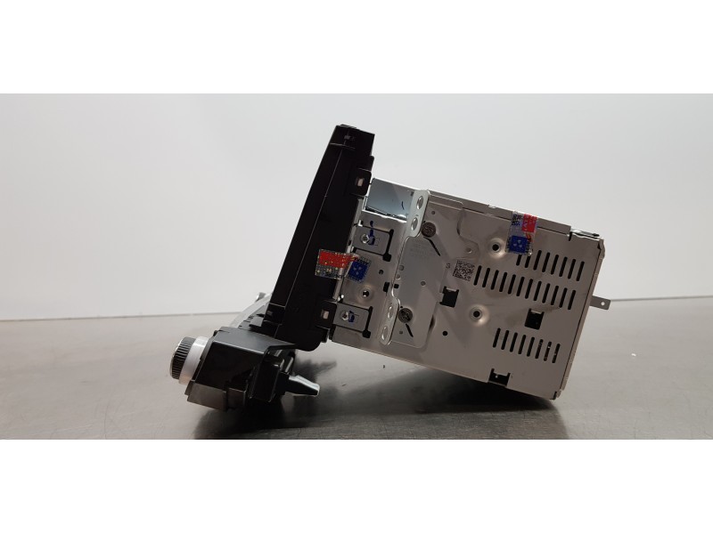 Recambio de pantalla multifuncion para hyundai tucson essence bluedrive 2wd referencia OEM IAM 96560D70004X  