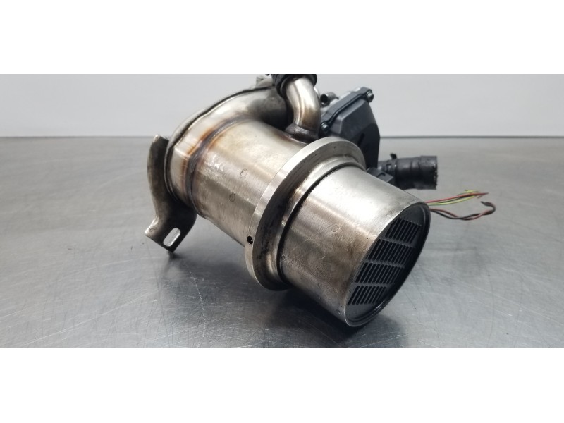 Recambio de enfriador egr para seat leon st (5f8) reference referencia OEM IAM 04L131512D A2C53420794  Recambio de enfriador egr para seat leon st (5f8) reference referencia OEM IAM 04L131512D A2C53420794