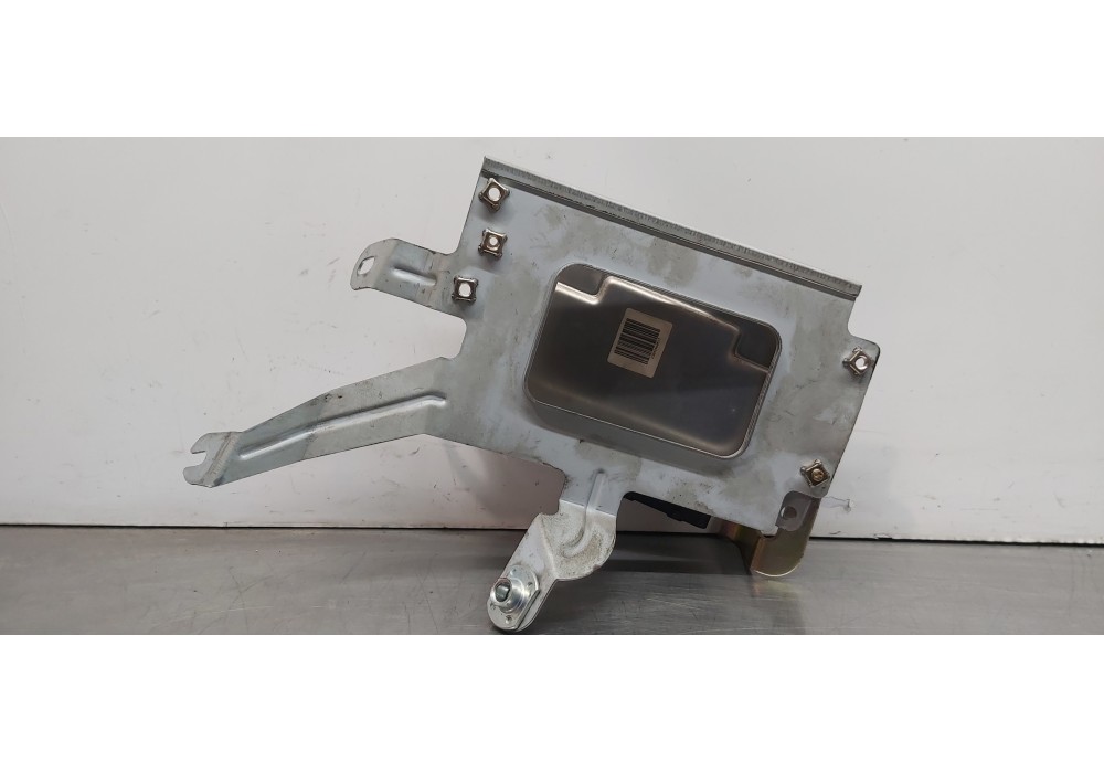 Recambio de centralita motor uce para kia cerato 1.6 lx familiar (5-ptas.) referencia OEM IAM 3912026740  