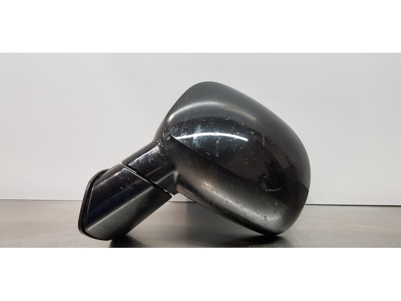 Recambio de retrovisor izquierdo para ssangyong rodius xdi limited referencia OEM IAM 7891121121EAO  