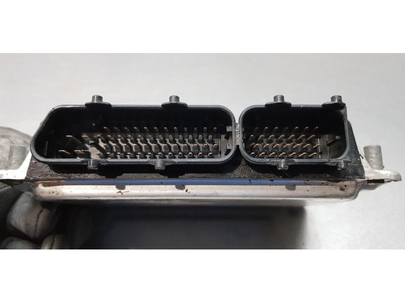 Recambio de centralita motor uce para volkswagen polo berlina (6n2) conceptline referencia OEM IAM 30906032CG  