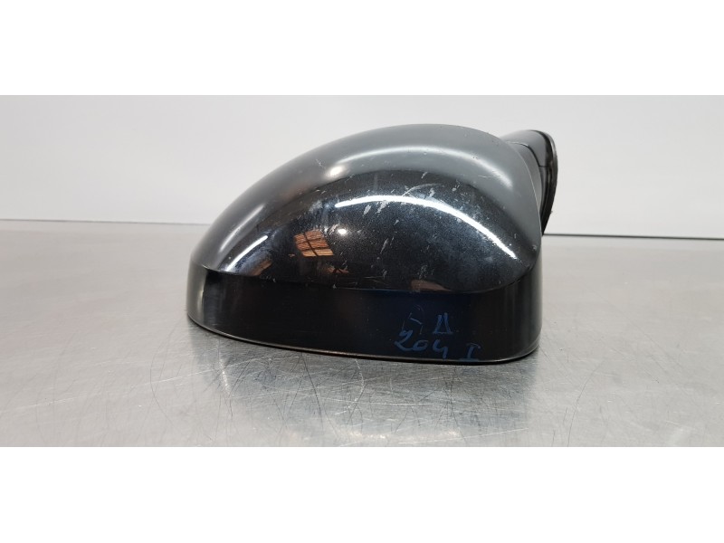 Recambio de retrovisor izquierdo para ssangyong rodius xdi limited referencia OEM IAM 7891121121EAO  