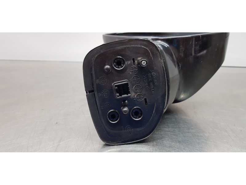 Recambio de retrovisor izquierdo para ssangyong rodius xdi limited referencia OEM IAM 7891121121EAO  