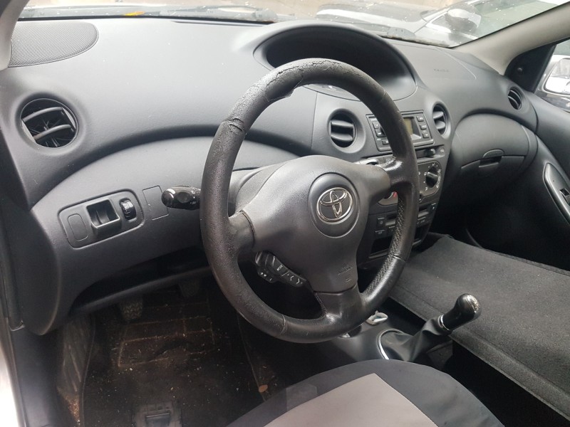 toyota yaris (ksp9/scp9/nlp9) del año 2005 toyota yaris (ksp9/scp9/nlp9) del año 2005