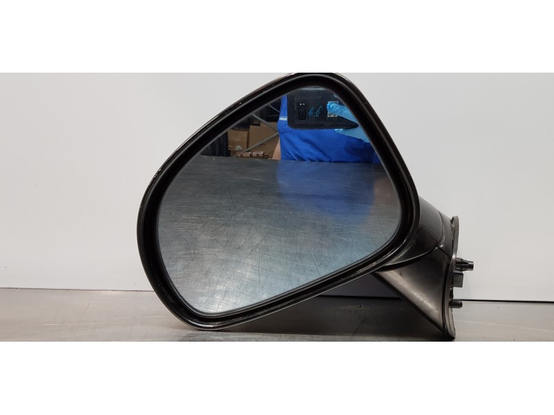 Recambio de retrovisor izquierdo para ssangyong rodius xdi limited referencia OEM IAM 7891121121EAO  