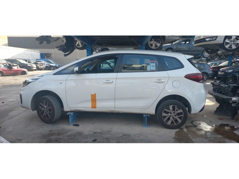 kia carens ( ) del año 2017 kia carens ( ) del año 2017