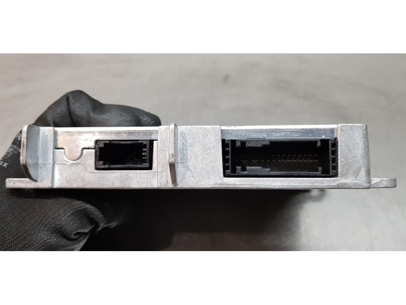 Recambio de modulo electronico para mercedes clase cls (w219) 350 cgi (219.357) referencia OEM IAM A2118705526  