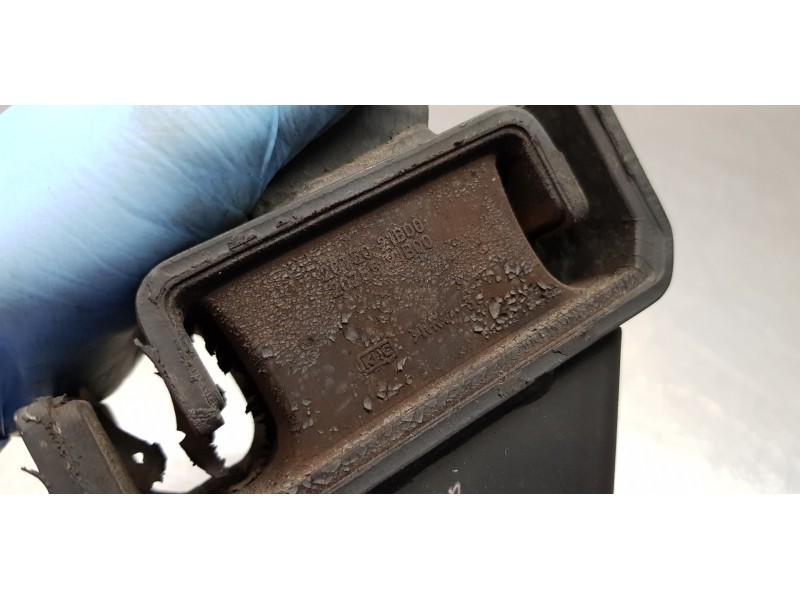 Recambio de soporte motor izquierdo para ssangyong rodius xdi limited referencia OEM IAM 2075021B00  