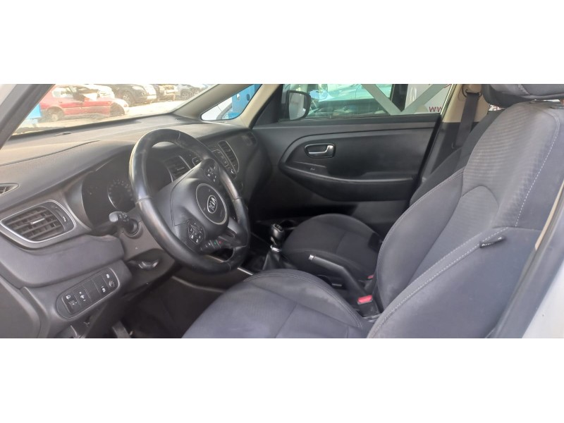 kia carens ( ) del año 2017 kia carens ( ) del año 2017