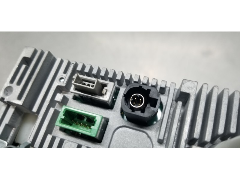 Recambio de sistema navegacion gps para peugeot 308 thp referencia OEM IAM 9810475880   Recambio de sistema navegacion gps para peugeot 308 thp referencia OEM IAM 9810475880