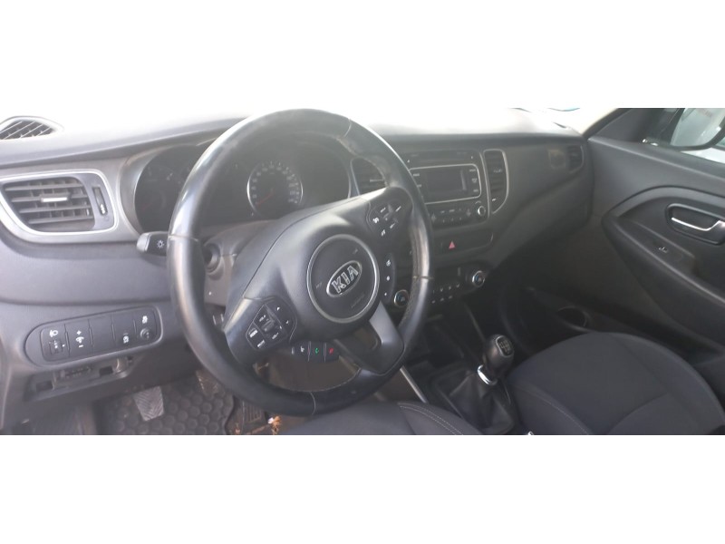 kia carens ( ) del año 2017 kia carens ( ) del año 2017