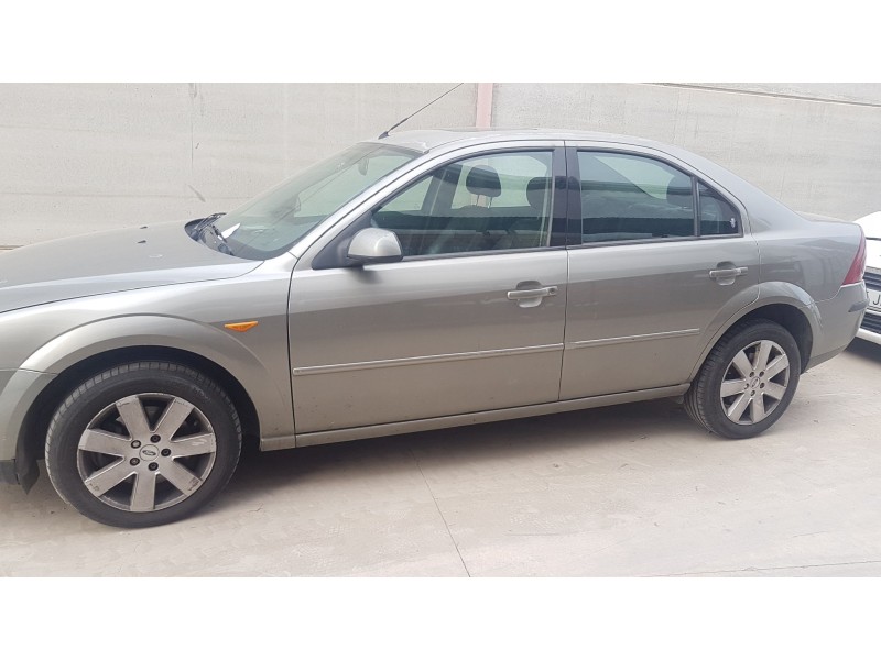 ford mondeo berlina (ge) del año 2001