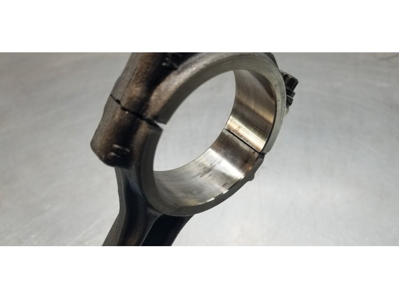 Recambio de biela para seat leon st (5f8) reference referencia OEM IAM 04L105401A 04L107065A001  Recambio de biela para seat leon st (5f8) reference referencia OEM IAM 04L105401A 04L107065A001