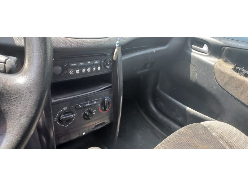 peugeot 207 del año 2007