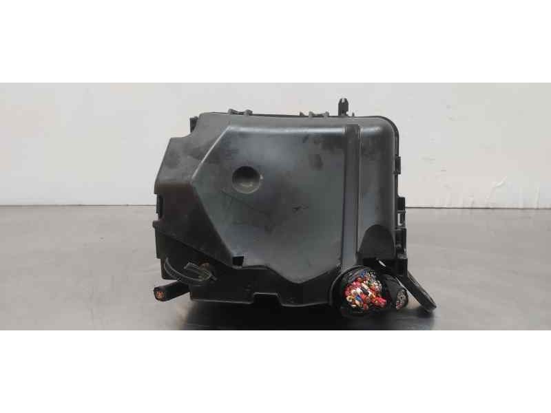 Recambio de caja reles / fusibles para hyundai i40 style blue referencia OEM IAM 919513X140   Recambio de caja reles / fusibles para hyundai i40 style blue referencia OEM IAM 919513X140