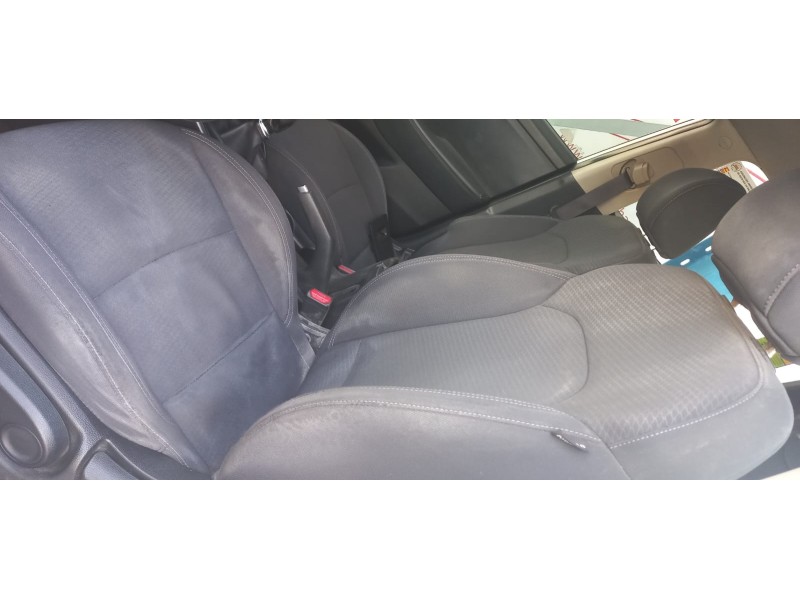 kia carens ( ) del año 2017 kia carens ( ) del año 2017