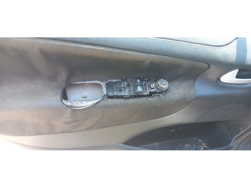 peugeot 207 del año 2007