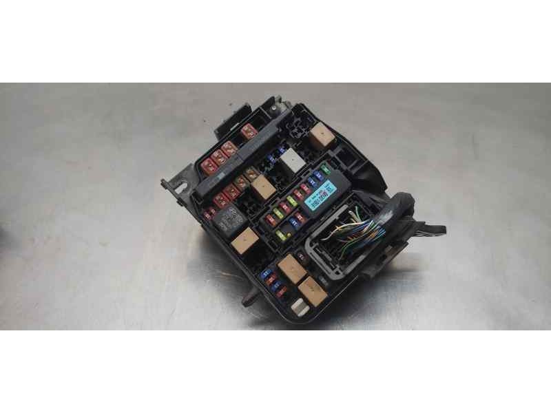Recambio de caja reles / fusibles para hyundai i40 style blue referencia OEM IAM 919513X140   Recambio de caja reles / fusibles para hyundai i40 style blue referencia OEM IAM 919513X140